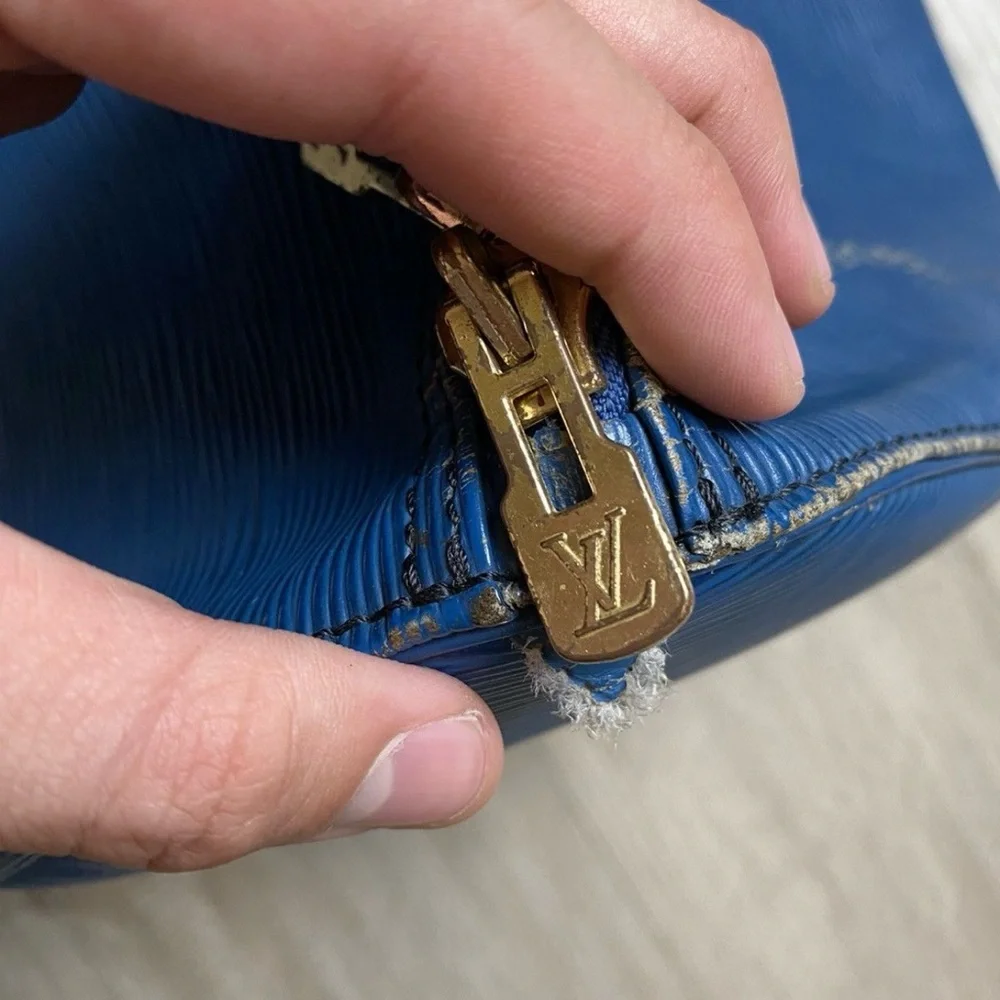 Louis Vuitton Blue Epi Keepall 50 - Picture 4 of 9